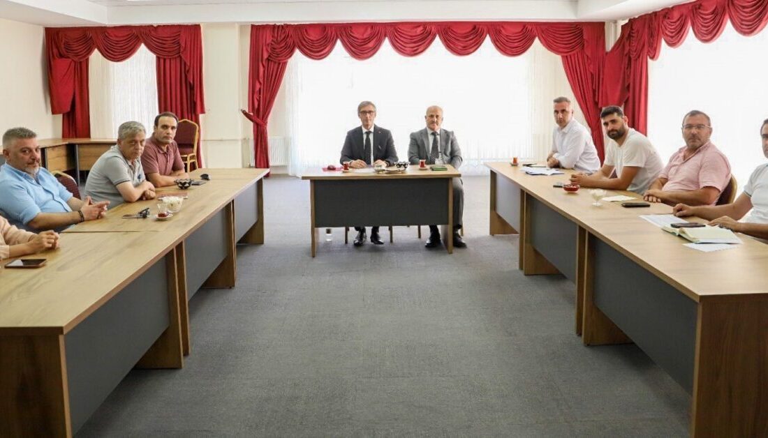 Bayburt İl Milli Eğitim Müdürü Ömer Faruk Kahraman, Aydıntepe ilçesindeki