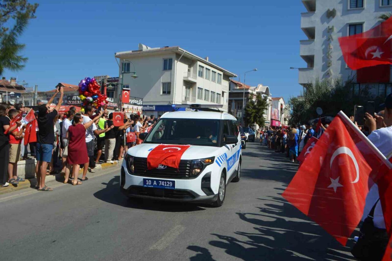 Balıkesir’in Ayvalık ilçesinde, 30 Ağustos Zafer Bayramı coşkuyla kutlandı. Ayvalık’ta;