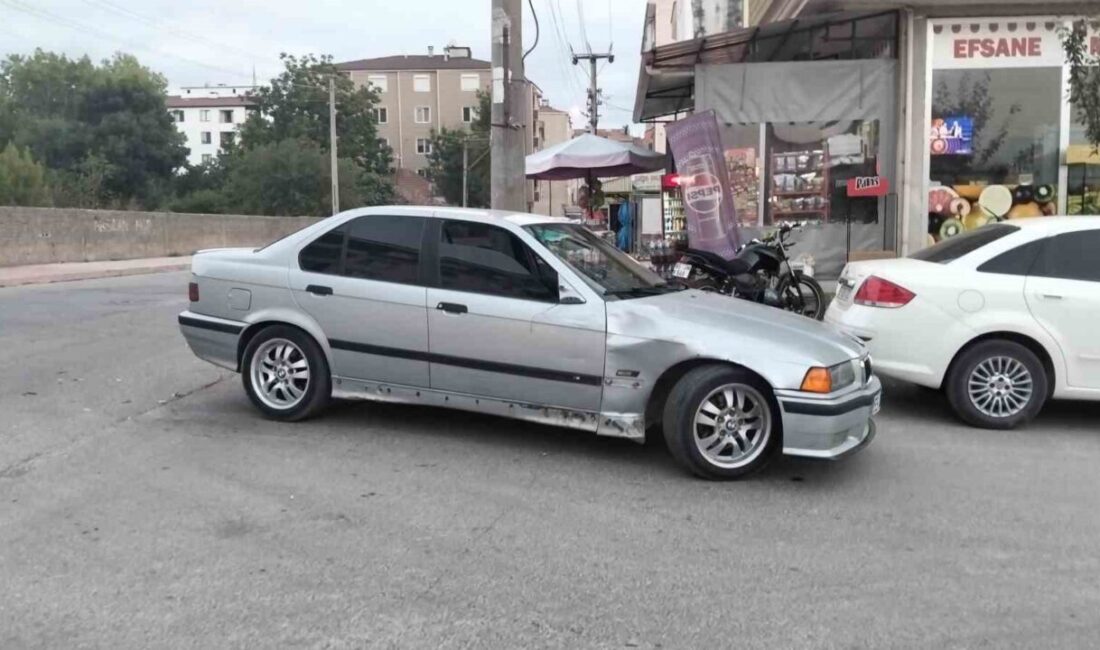 Samsun’un Bafra ilçesinde otomobil ile motosikletin çarpışması sonucu meydana gelen