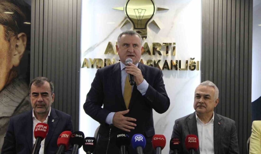 Aydın’da tamamlanan spor yatırımlarının toplu açılışını gerçekleştirmek üzere Aydın’a gelen