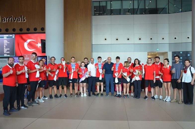 Gençlik ve Spor Bakanı Osman Aşkın Bak, Tayland’da düzenlenen 2025