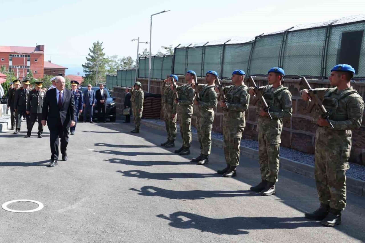 Milli Savunma Bakanı Yaşar Güler, Malazgirt Zaferi’nin 954’üncü yıl dönümü