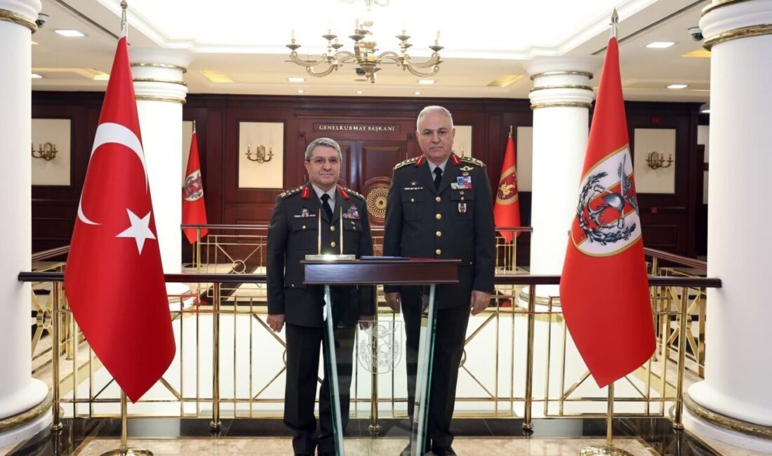 Milli Savunma Bakanı Yaşar Güler, Genelkurmay Başkanlığındaki devir teslim törenine