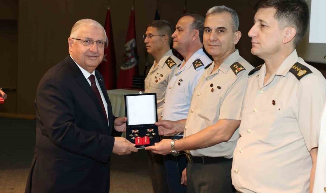 Milli Savunma Bakanı Yaşar Güler, “SİHA’lardan milli gemilere, hava savunmadan