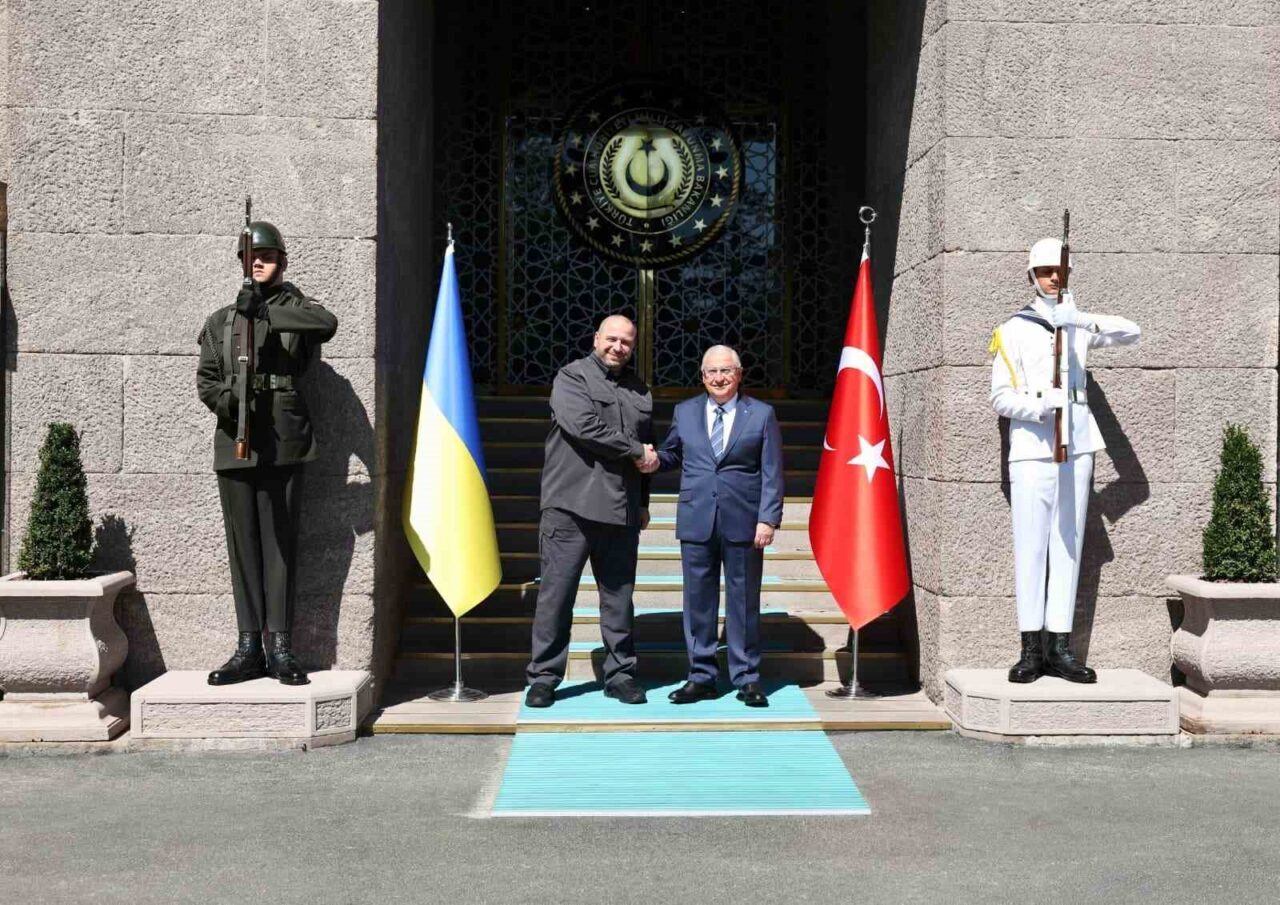 Milli Savunma Bakanı Yaşar Güler, Ankara’ya resmi ziyaret gerçekleştiren Ukraynalı