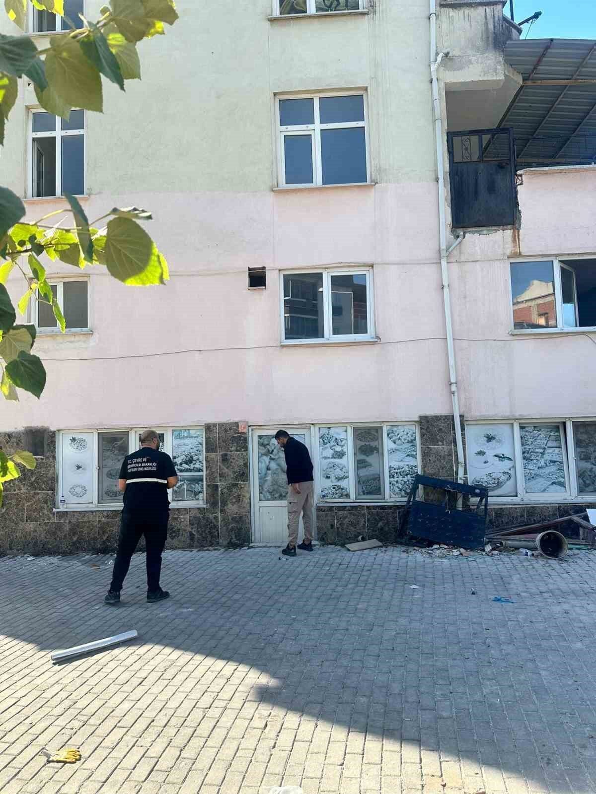 Çevre, Şehircilik ve İklim Değişikliği Bakanı Murat Kurum, 6,1 büyüklüğündeki