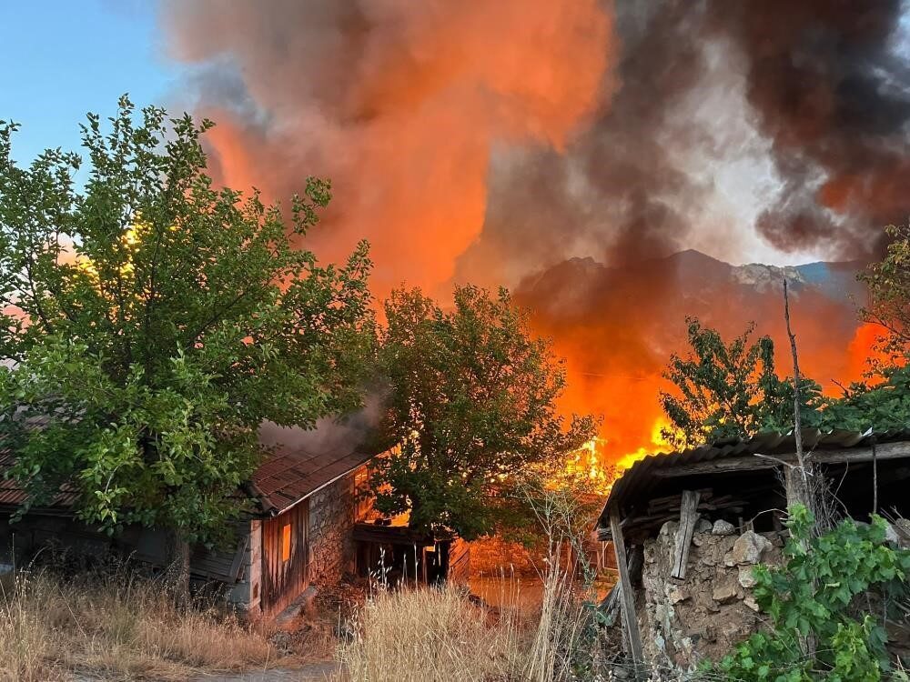 Balıkesir’de son bir ayda yaşanan afet ve felaketler Türkiye kamuoyunda