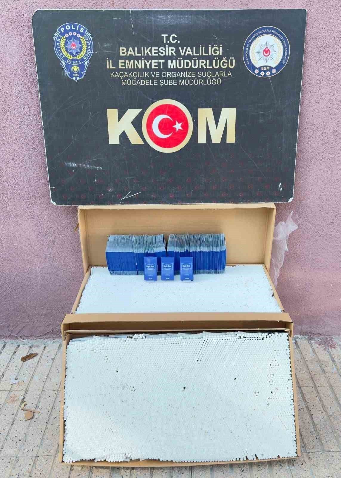 Balıkesir’in Bigadiç İlçesinde polis ekipleri tarafından gerçekleştirilen kaçakçılık operasyonu kapsamında
