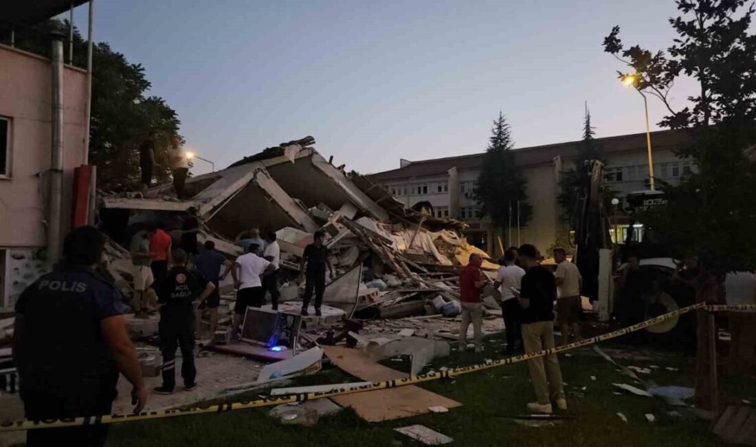 Balıkesir’in Sındırgı ilçesinde meydana gelen 6.1 büyüklüğündeki deprem Aydın’da da