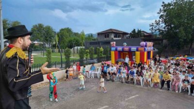 Başiskele Belediyesi tarafından düzenlenen “Yaz Çocuklarımızla Güzel” etkinliklerinde minikler eğlenceli