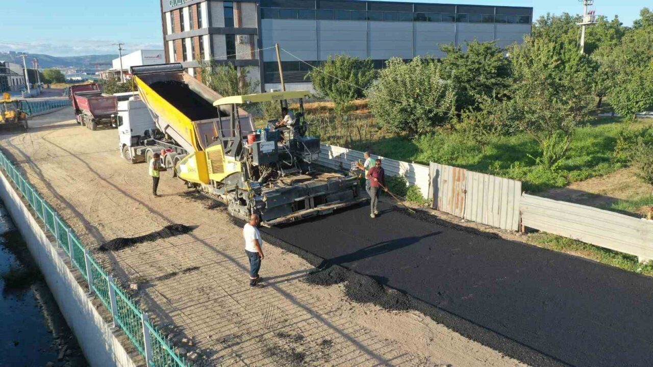 Başiskele’de vatandaşların daha güvenli ve konforlu ulaşım sağlamaları için üstyapı