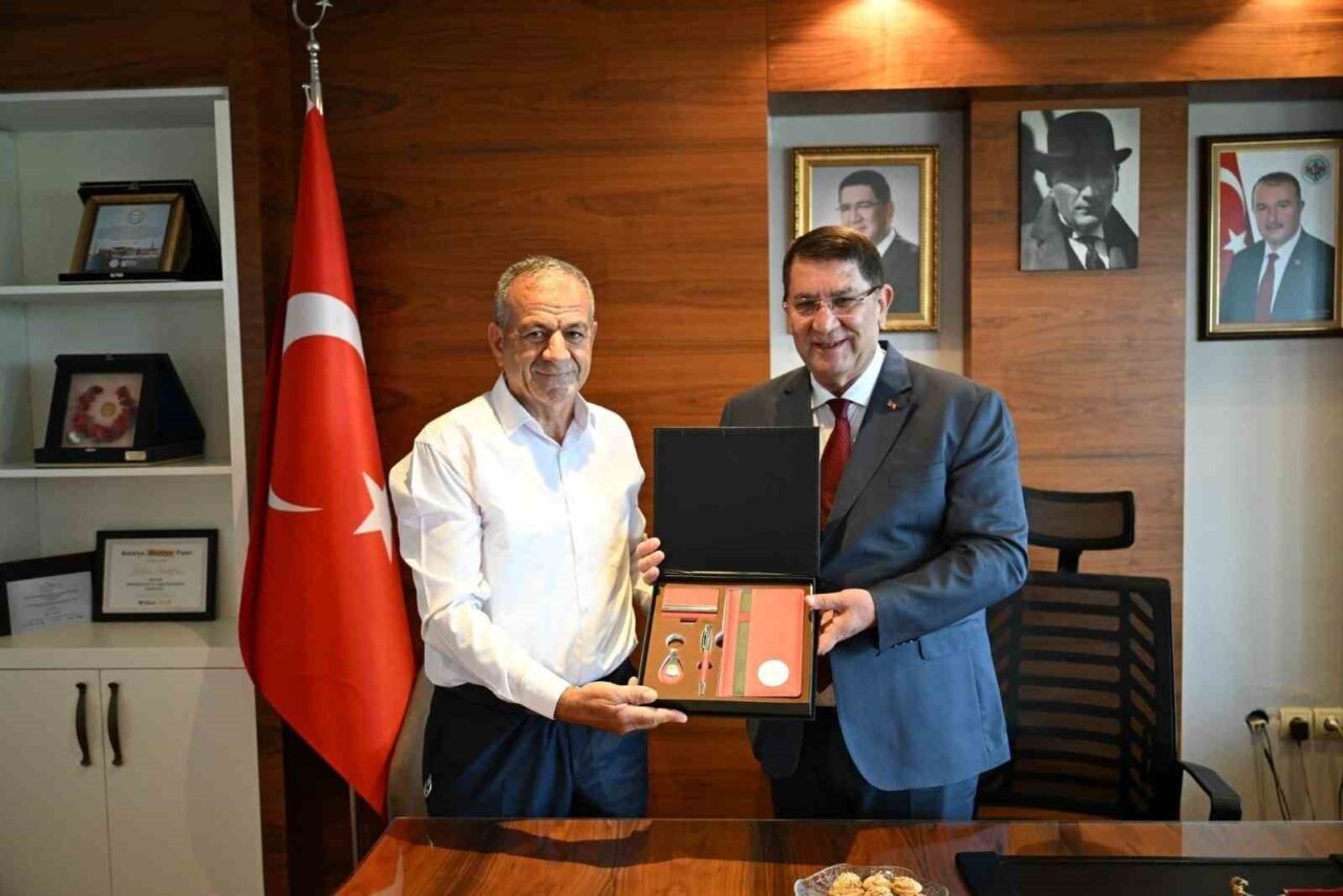 AESOB Başkanı Adlıhan Dere, Antalya genelinde 20’ye yakın oda ziyareti