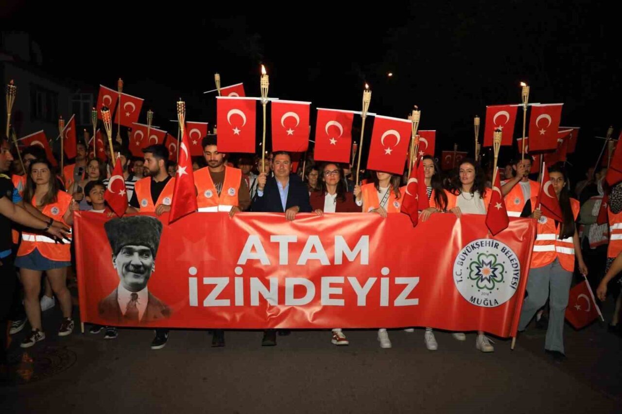 Muğla Büyükşehir Belediye Başkanı Ahmet Aras 30 Ağustos Zafer Bayramı’nı