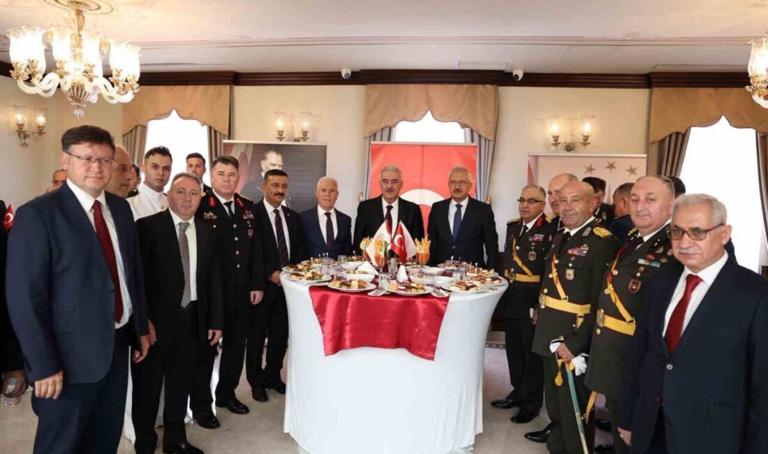 30 Ağustos Zafer Bayramı’nın 103’üncü yıldönümü, tüm yurtta olduğu gibi