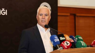 Bursa Büyükşehir Belediye Başkanı Mustafa Bozbey, Bursa’daki orman yangınlarının söndürülmesi