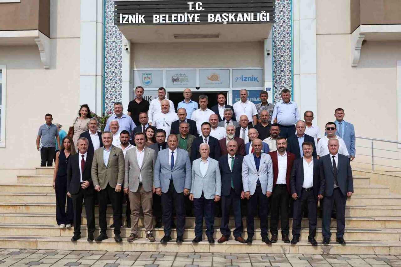 Bursa Büyükşehir Belediye Başkanı Mustafa Bozbey, küçükbaş hayvancılık yapanlara yönelik