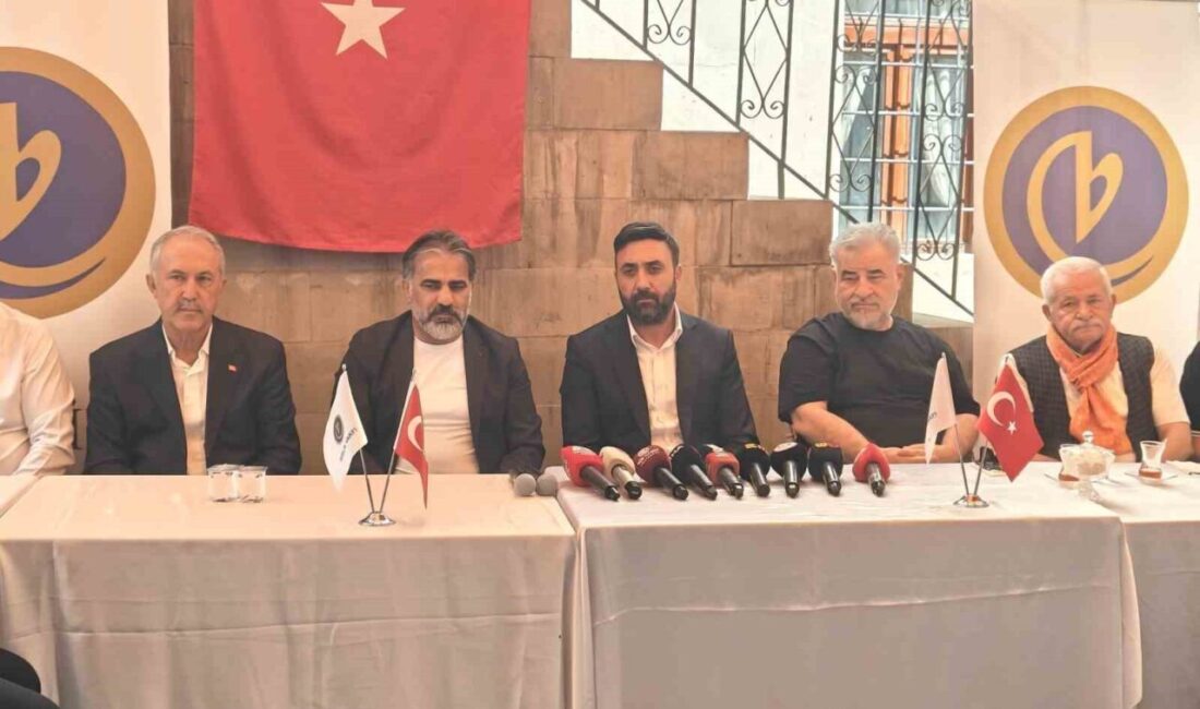 Birlik Vakfı Kayseri Şube Başkanı Bilal Habeş Bulut, yaptığı basın