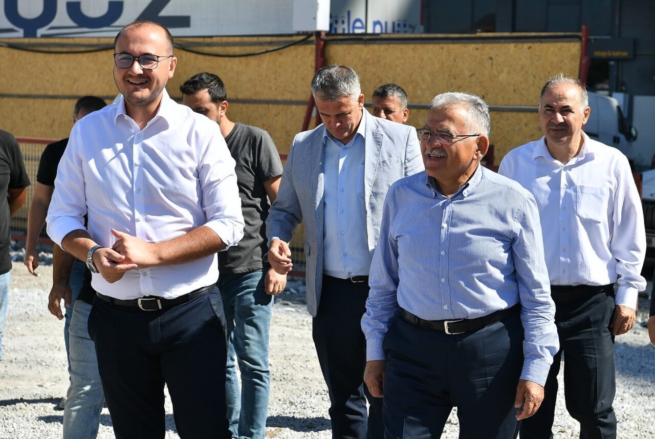 Kayseri Büyükşehir Belediye Başkanı Dr. Memduh Büyükkılıç; 4 milyar 186