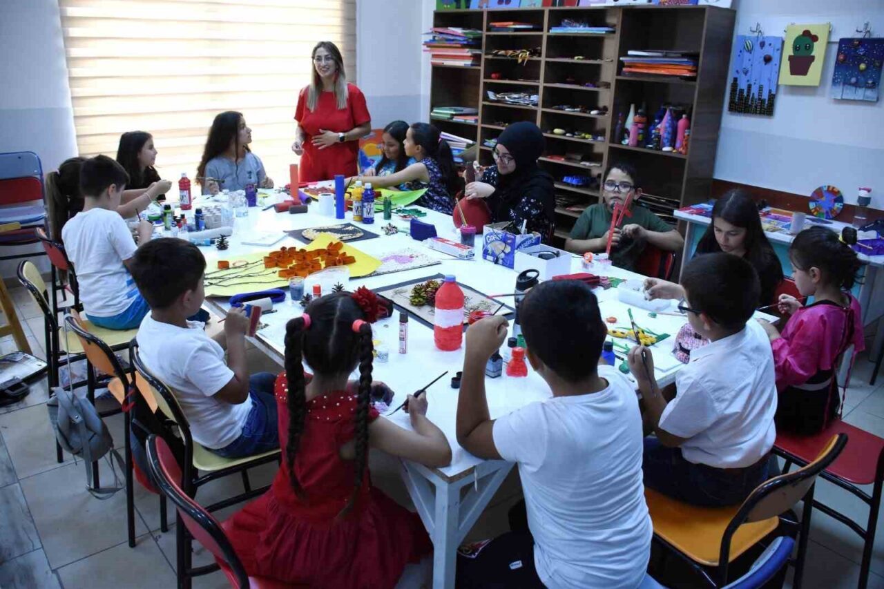 Kocasinan Belediyesi, yaz tatilinde öğrenciler için hazırladığı programlarla çocuk ve