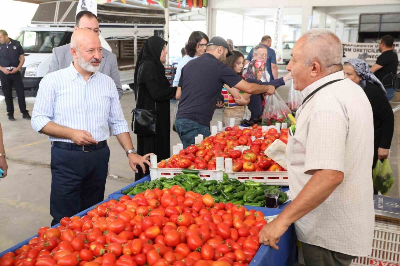 Türkiye’de sayılı örneklerinden biri olan ’Yüzde 100 Ekolojik Pazar’, Kayseri’de