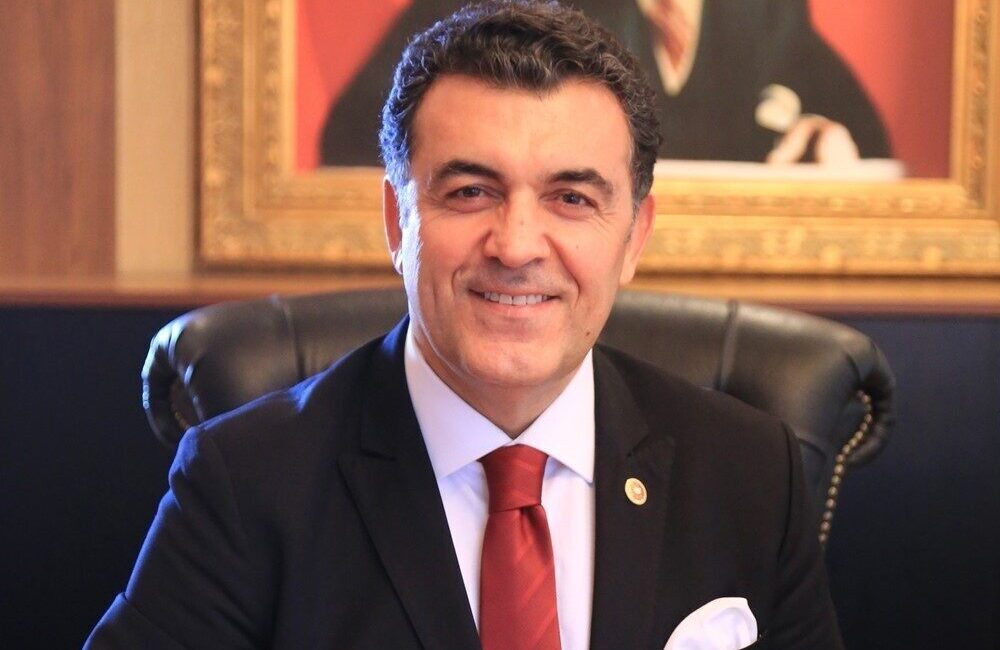 Ardahan Belediye Başkanı Faruk Demir, 30 Ağustos Zafer Bayramı dolayısıyla