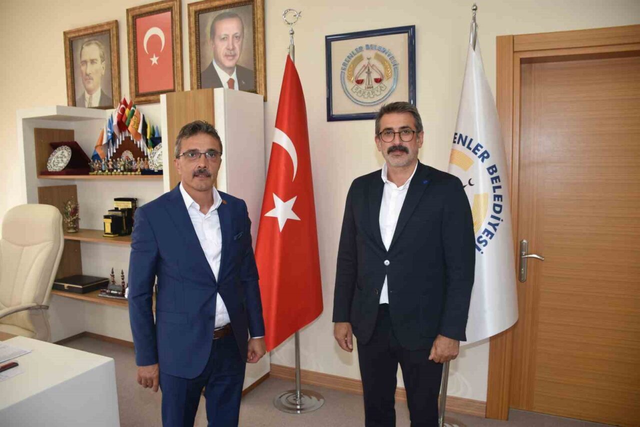 Kantin Kart hakkında açıklamada bulunan Erenler Belediye Başkanı Şenol Dinç,