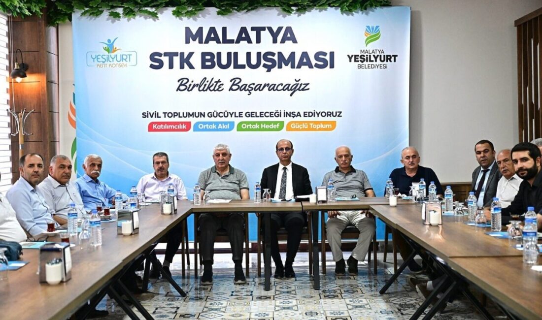 Yeşilyurt Belediye Başkanı Prof. Dr. İlhan Geçit, sivil toplum kuruluşlarının