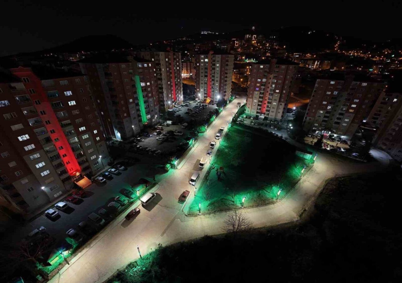 Samsun’un Canik Belediye Başkanı İbrahim Sandıkçı, yaptıkları çalışmalar ile şehri