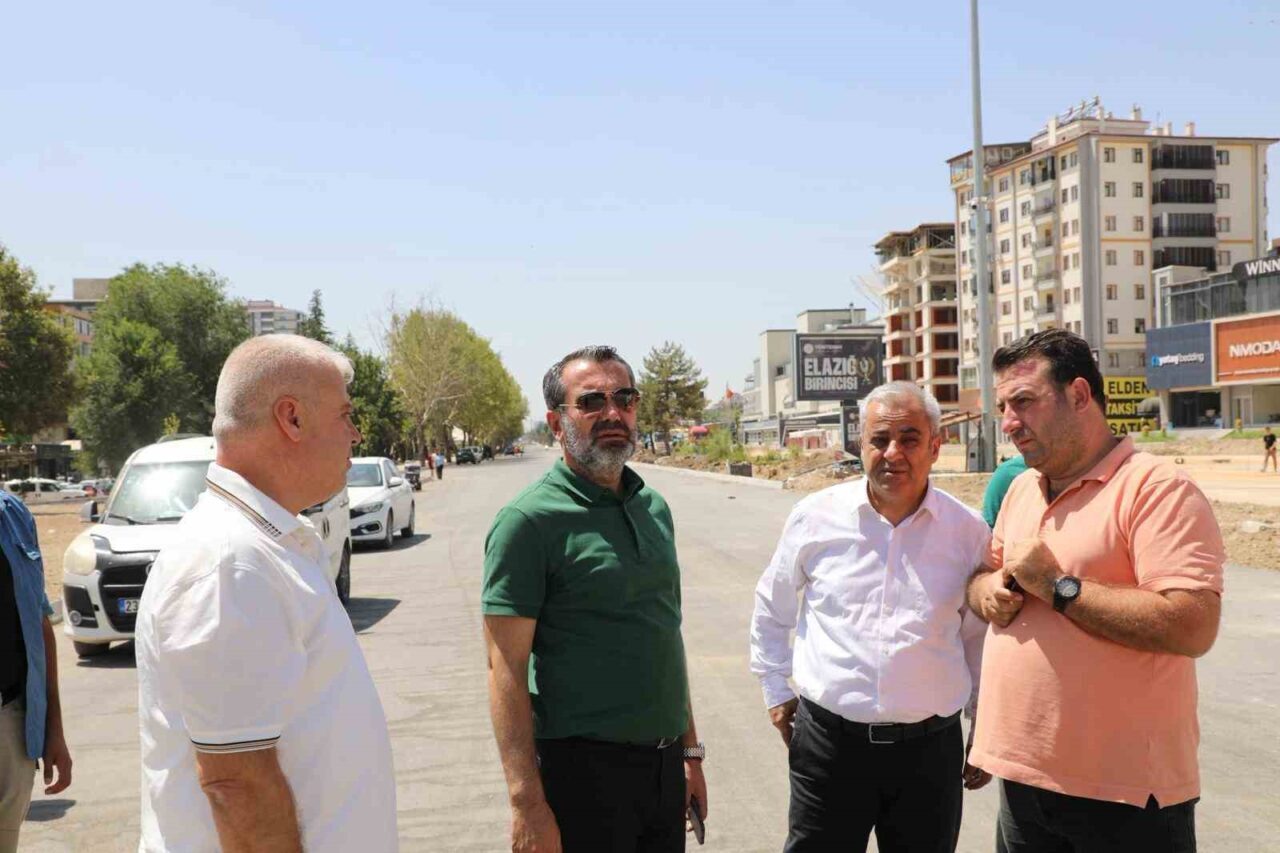 Elazığ Belediye Başkanı Şahin Şerifoğulları, şehir içi trafiğin en yoğun