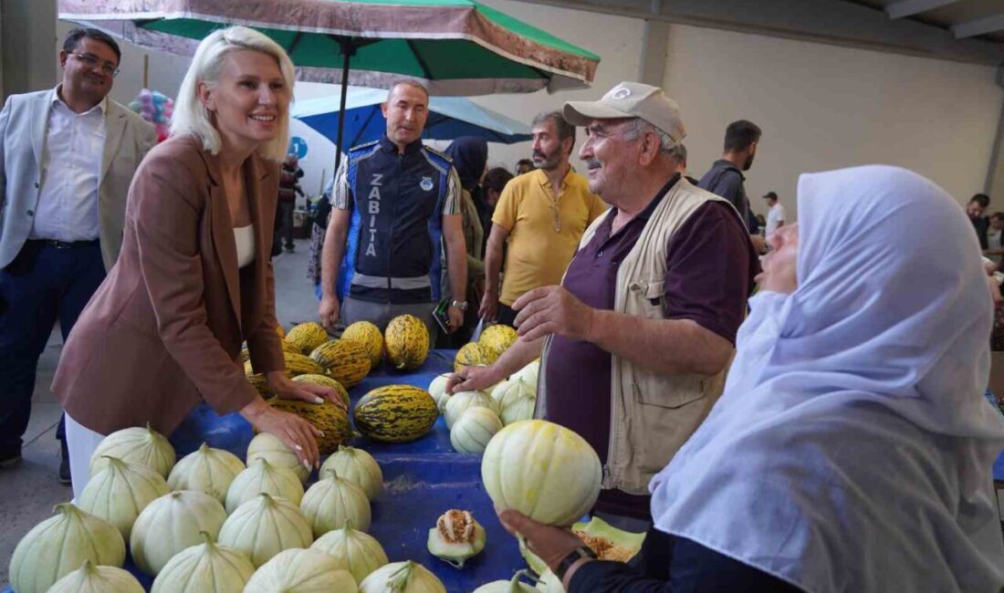 Bilecik Belediye Başkanı Melek Mızrak Subaşı, kapalı pazar esnafını ziyaret