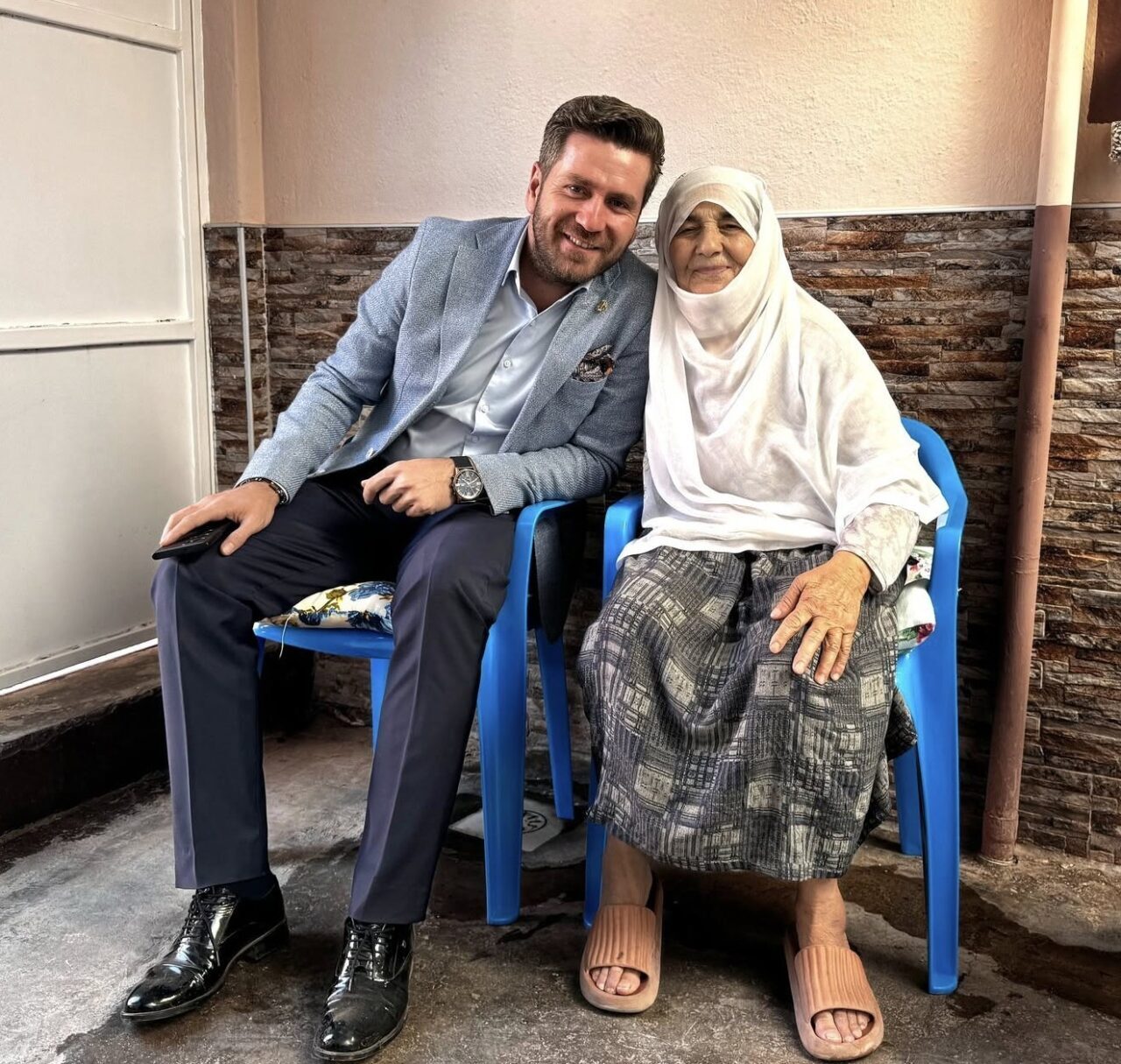 DENİZLİ (İHA) – Denizli’nin Tavas Belediye Başkanı Kadir Tatık, kanalizasyon