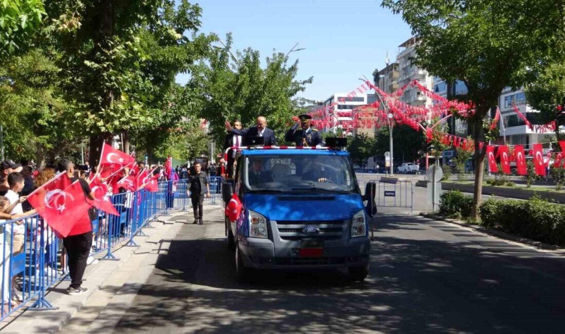 Batman’da 30 Ağustos Zafer Bayramı, vatandaşların yoğun katılımıyla coşkulu bir
