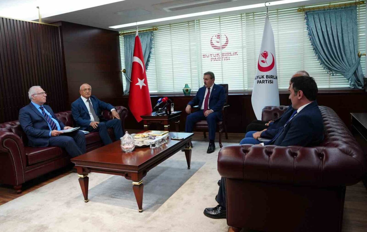 Büyük Birlik Partisi (BBP) Genel Başkanı Mustafa Destici, “Cem Vakfı