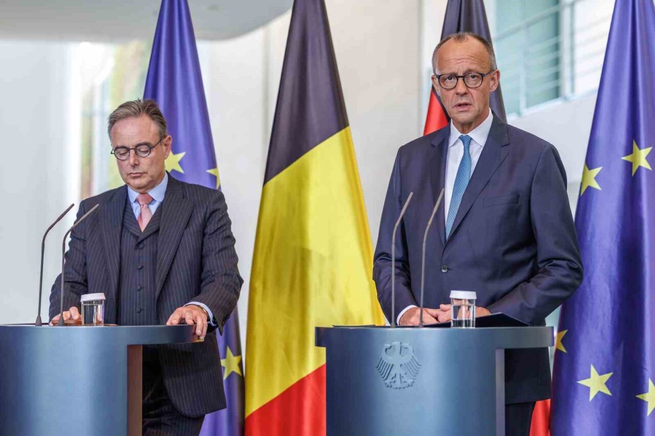 Belçika Başbakanı Bart De Wever, Almanya Başbakanı Friedrich Merz ile