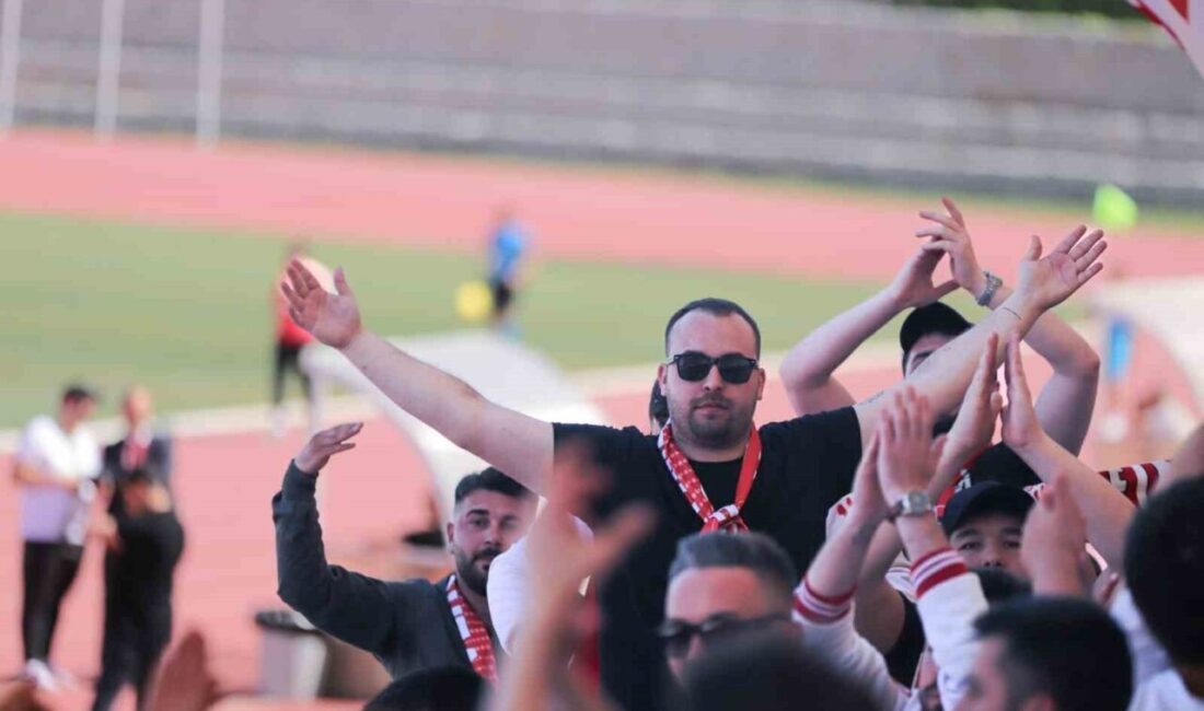 Bilecik’in en büyük sivil toplum kuruluşu olan Belekoma Tayfa taraftar