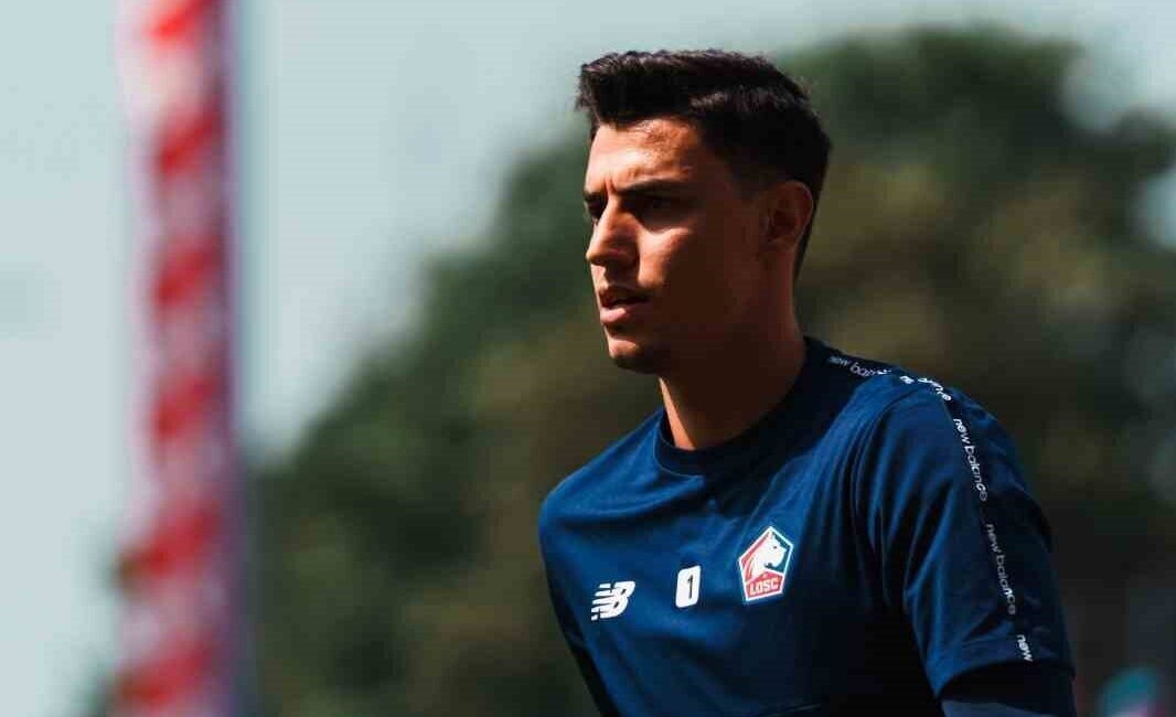 Fransa Ligue 1 ekiplerinden Lille’e transfer olan milli kaleci Berke