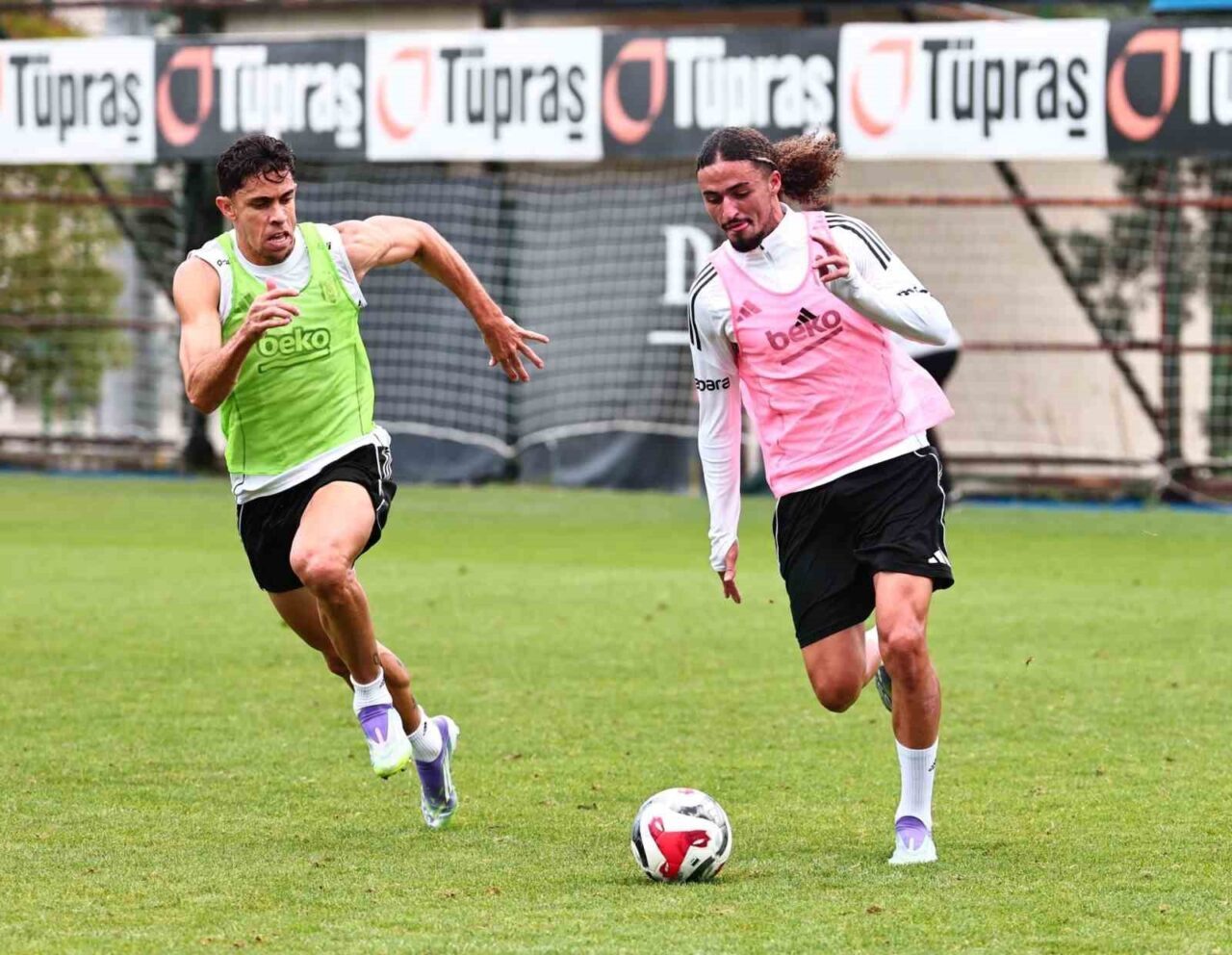 Beşiktaş, UEFA Konferans Ligi Play-Off turunda FC Lausanne-Sport ile oynayacağı