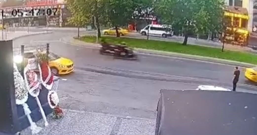 Beyoğlu’nda bir iş yerine yapılan silahlı saldırıya ilişkin 3 kişi