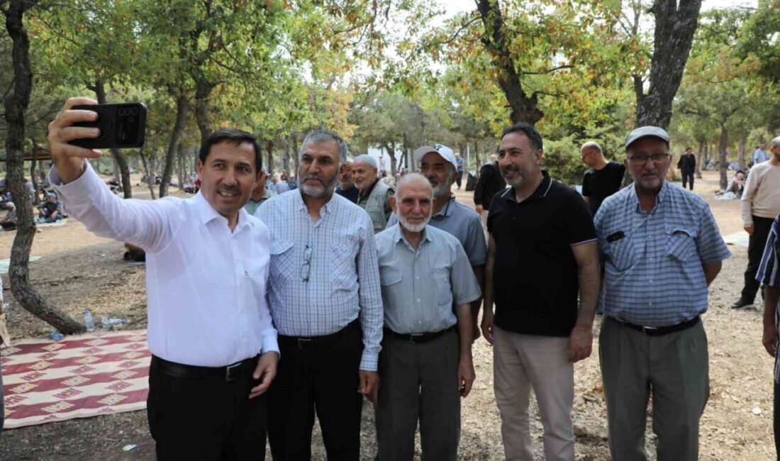 Kültürel ve sosyal alandaki proje ile hizmetleriyle vatandaşların hayatına dokunan