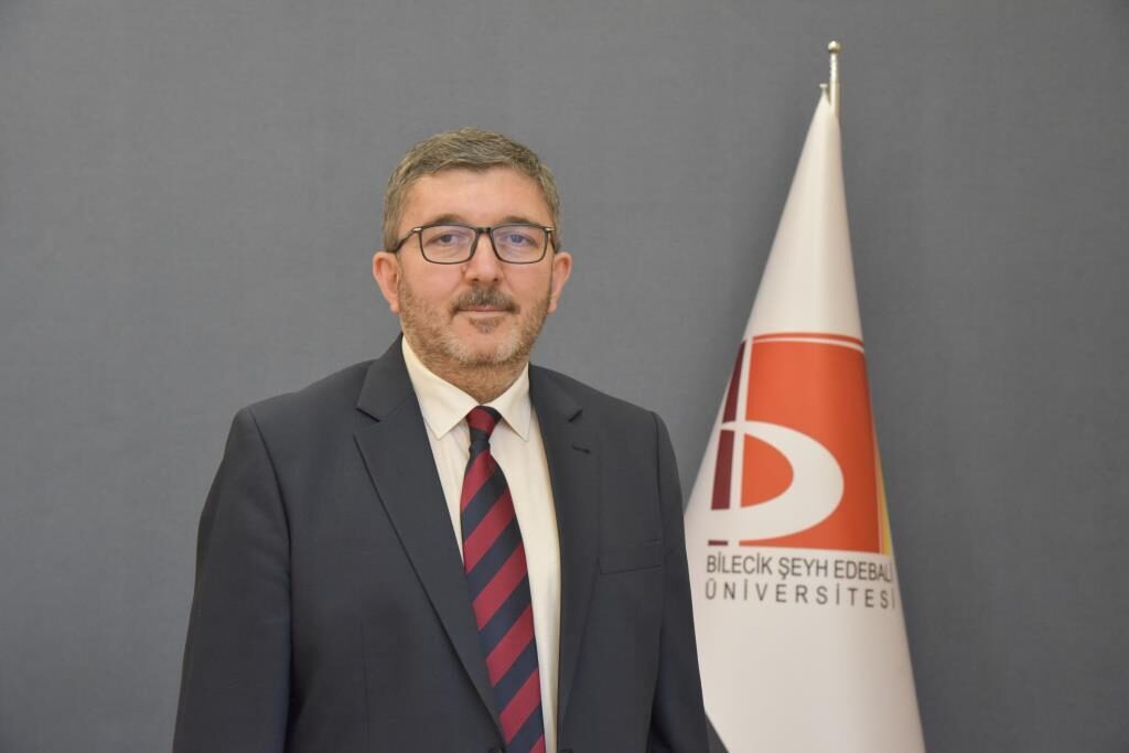 Bilecik Şeyh Edebali Üniversitesi (BŞEÜ) Rektörü Prof. Dr. Zafer Asım