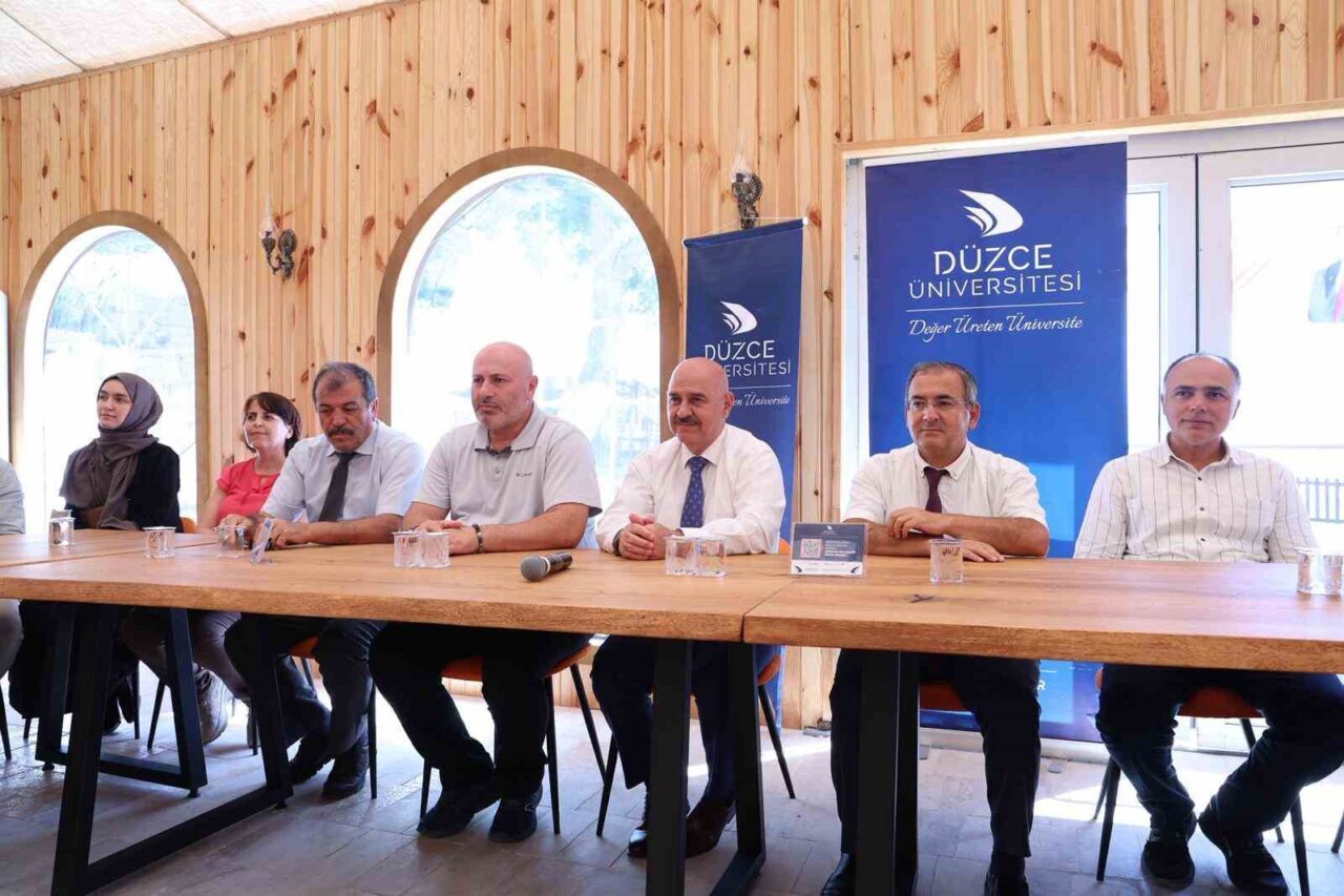 Düzce Üniversitesi, bilgi ve bilimin toplumla buluşmasını sağlamak amacıyla Yükseköğretim