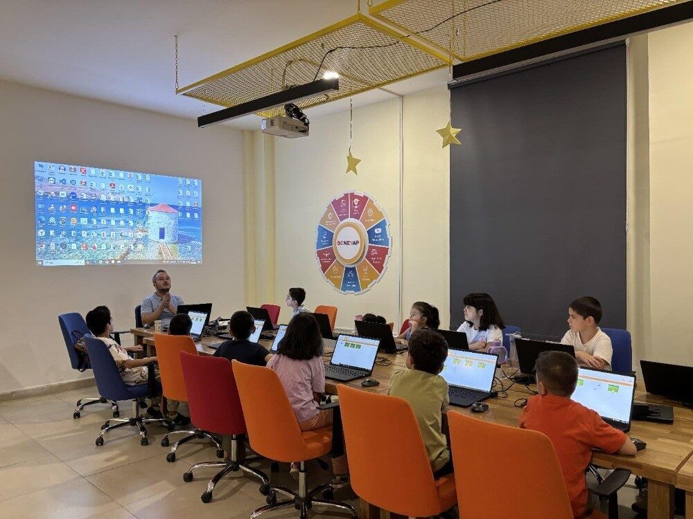 Sincan Belediyesi’nin T3 Vakfı ve TÜBİTAK iş birliğiyle ilçeye kazandırdığı