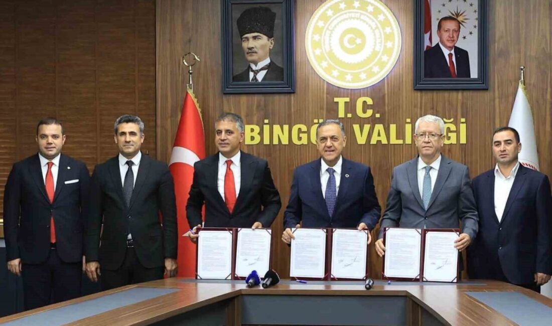 Bingöl’de 8 derslikli okul yapım protokolü imzalandı. Bingöl’de Vali Dr.