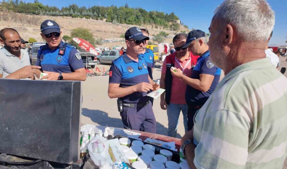 Kayseri Büyükşehir Belediyesi Zabıta ekipleri bit pazarına denetimlerini sürdürüyor. Bu