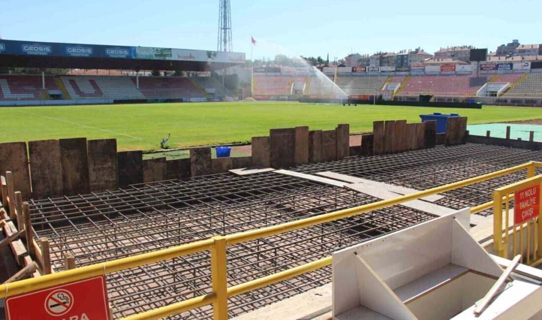 Depreme dayanıksız olduğu gerekçesiyle kapatılan Bolu Atatürk Stadyumu’nda, Boluspor’un iç