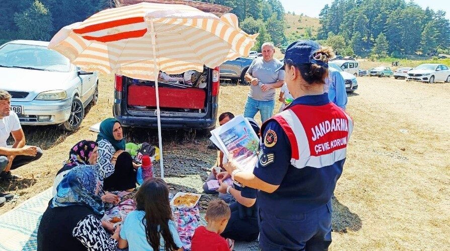 Bolu İl Jandarma Komutanlığı ekipleri, Mudurnu ilçesi Örencik Yaylası’nda düzenlenen
