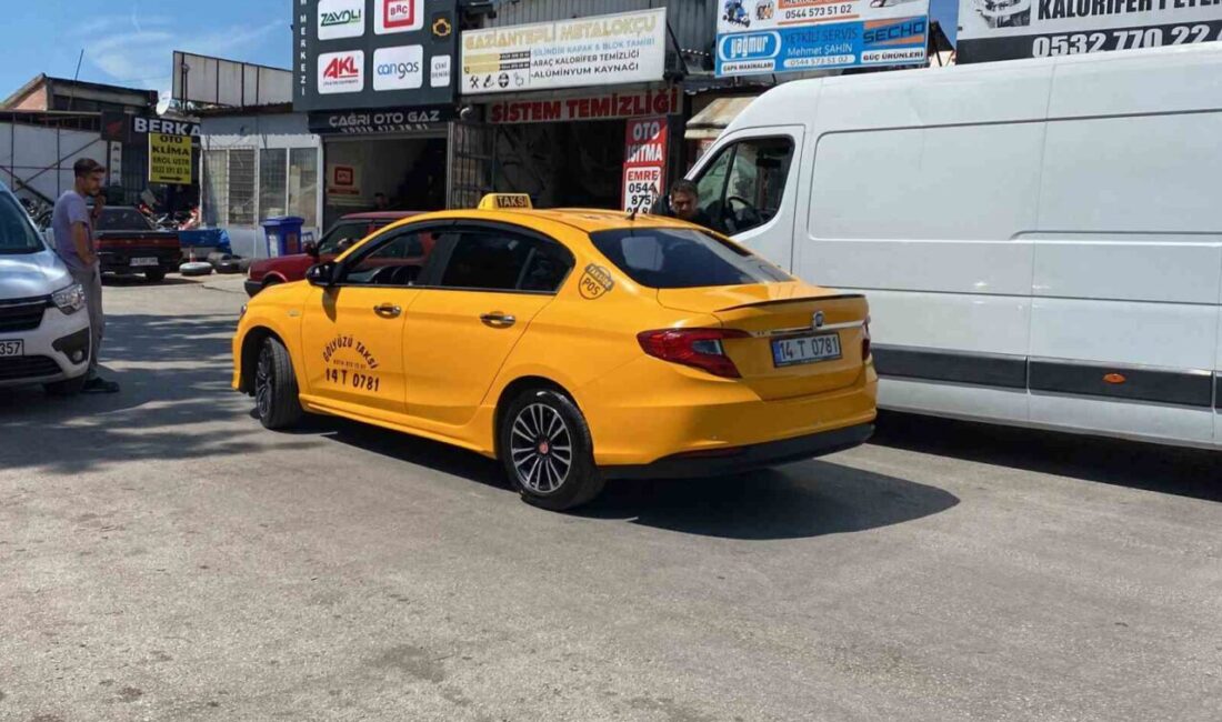 Bolu’da taksiye binen alkollü bir yolcu, seyir halindeyken şoföre kurusıkı