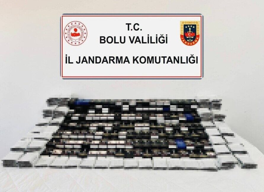 Bolu İl Jandarma Komutanlığı ekipleri, tarafından sigara kaçakçılığına yönelik düzenlediği