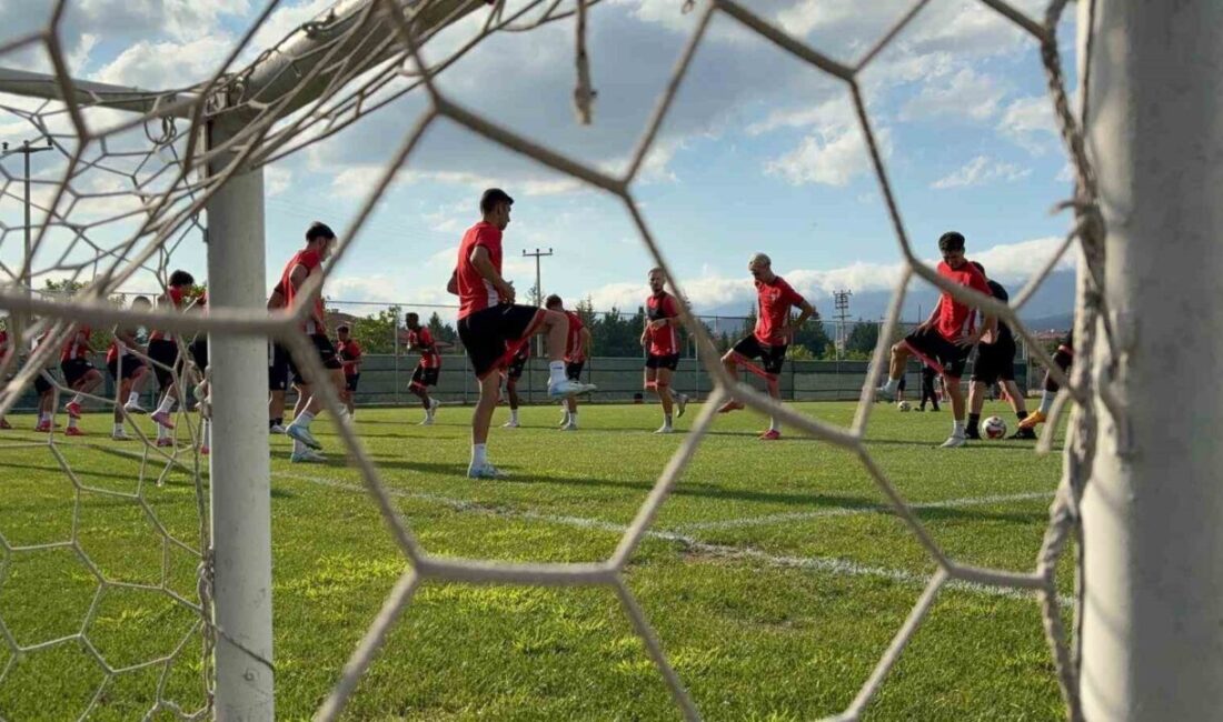 Trendyol 1. Lig takımlarından Boluspor Teknik Direktörü Mustafa Er, “Sakarya