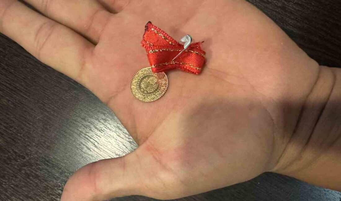 Adıyaman’da bir vatandaş bulduğu altını polise teslim etti. Adıyaman Eğitim